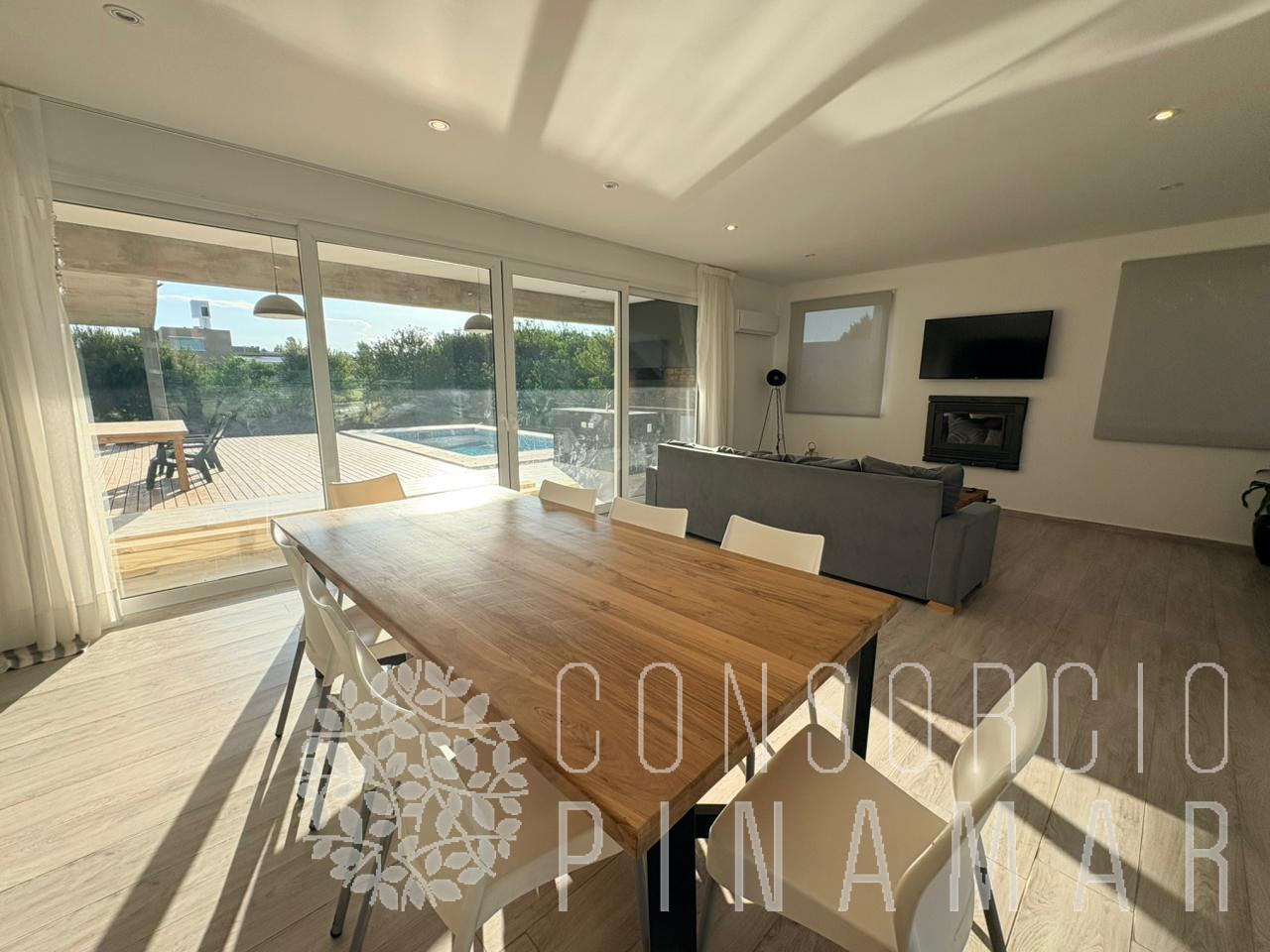 WhatsApp Image 2025-12-05 at 9.07.29 AM (1)