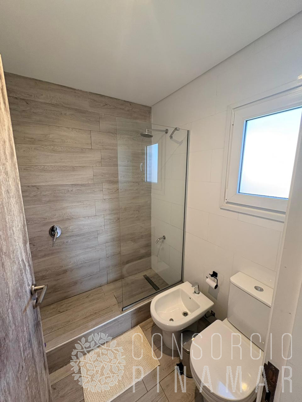 WhatsApp Image 2025-12-05 at 9.07.35 AM (1)